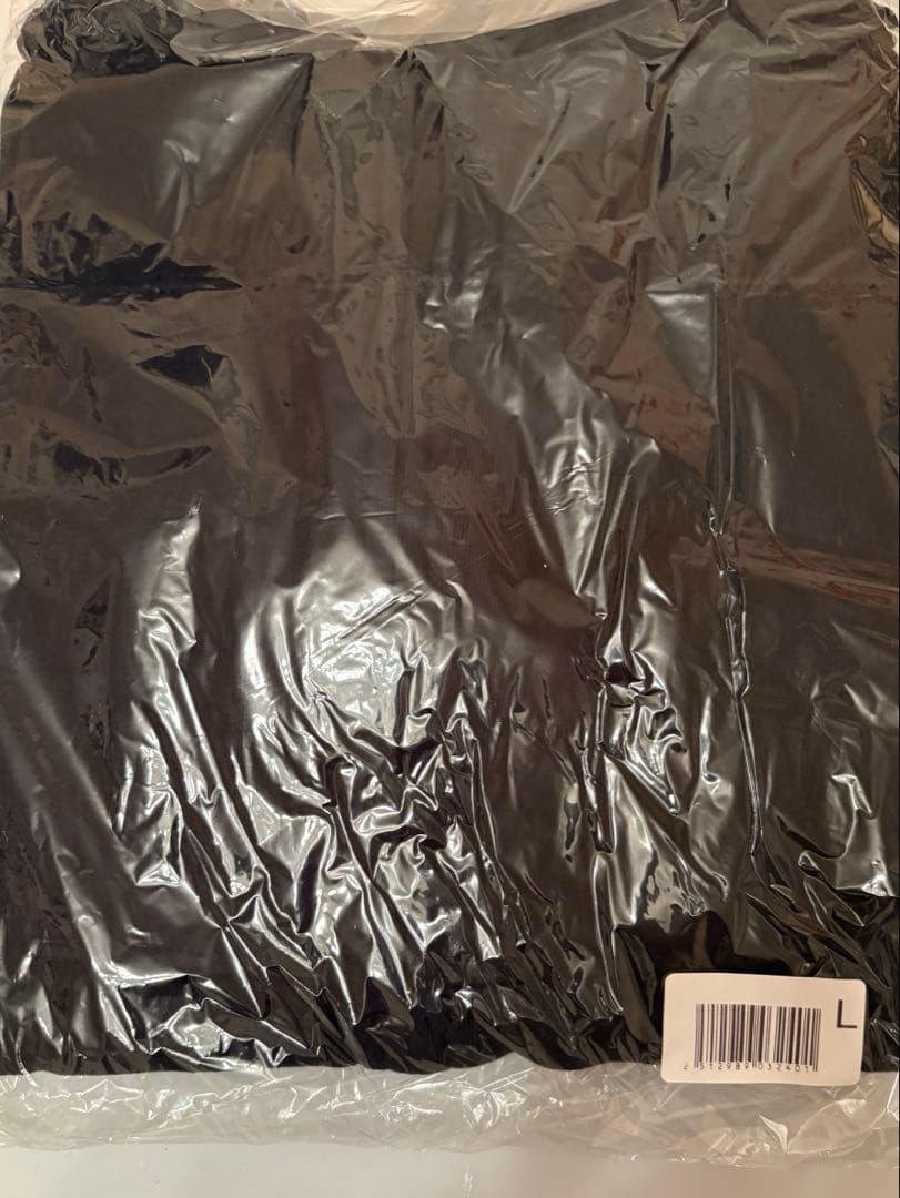 重松千晴　パーカー