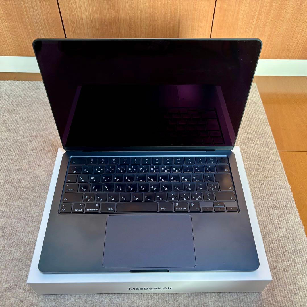 MacBook Air M2 8GB 256GB ミッドナイト バッテリ87%