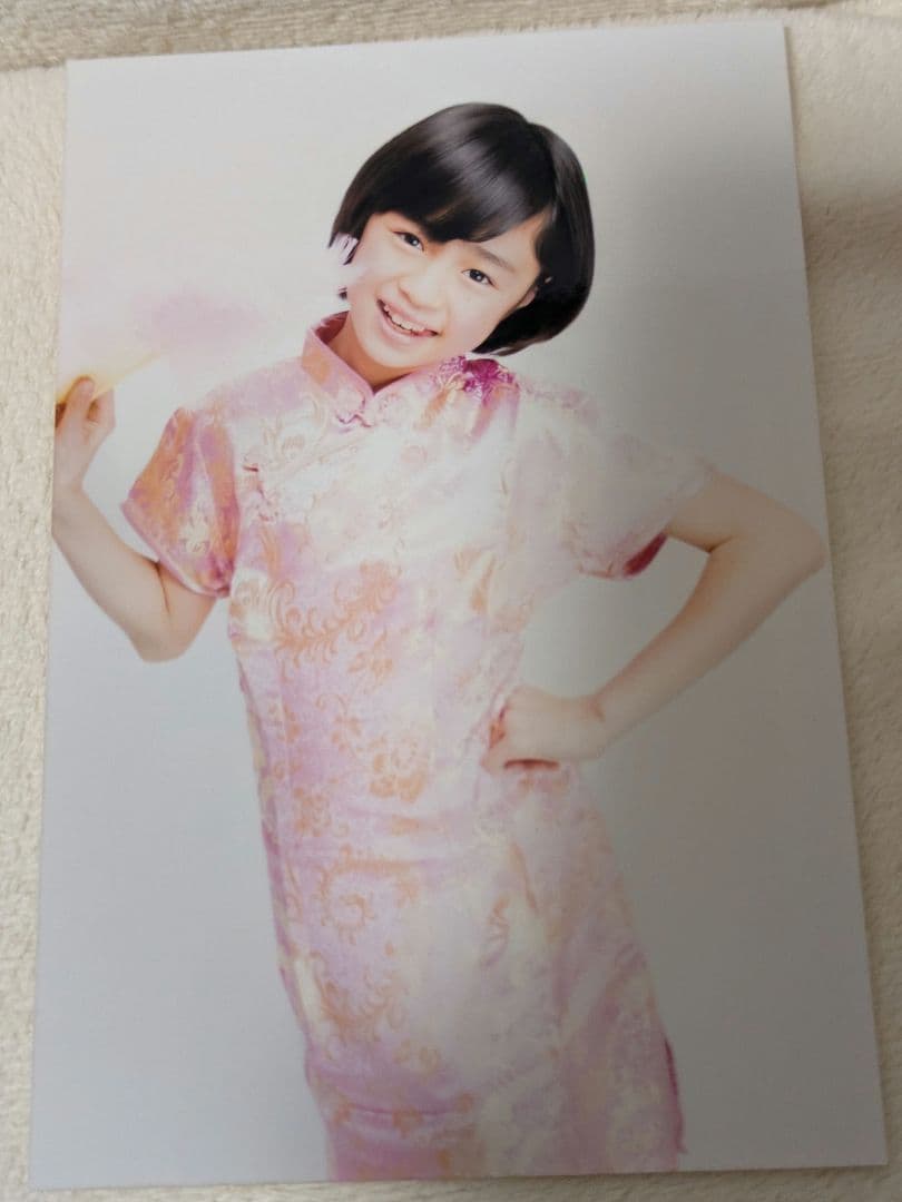 絵森彩　生写真　チャイナドレス　依田彩花