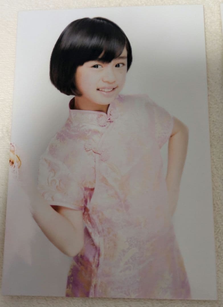絵森彩　生写真　チャイナドレス　依田彩花