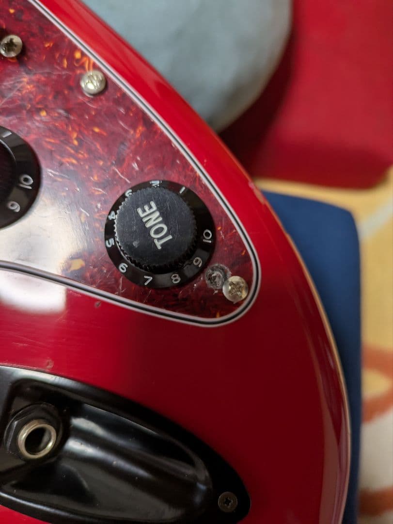 TARGET　レッド ストラトキャスタータイプ エレキギター　フェルナンデス