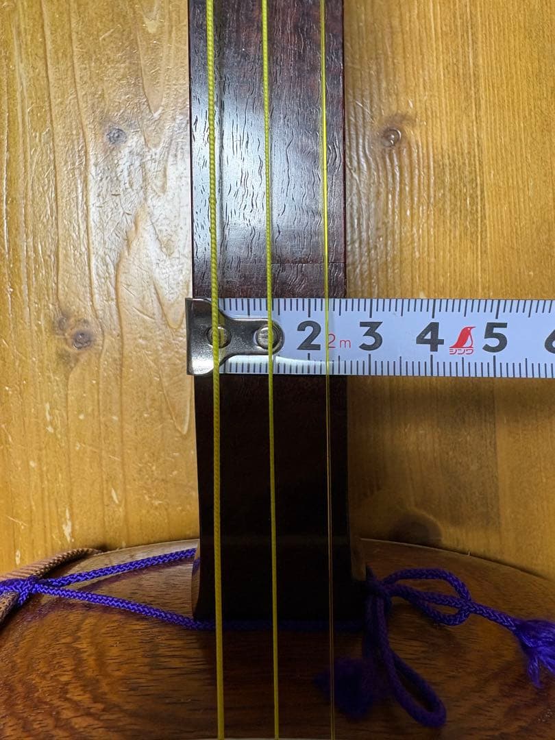 三味線　細棹　トチ紅木　子持ち綾杉胴　金細　二本溝