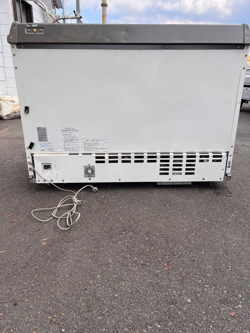 引き取り限定　業務用冷凍庫