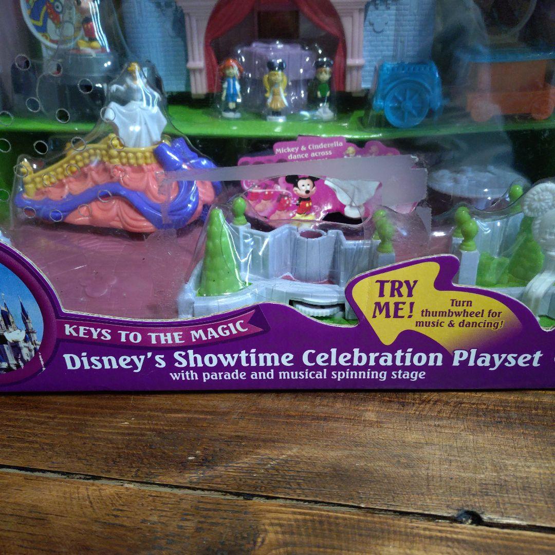 ディズニー　プレイセット　マジックキングダム　ミニー　ミッキー　フィギュア