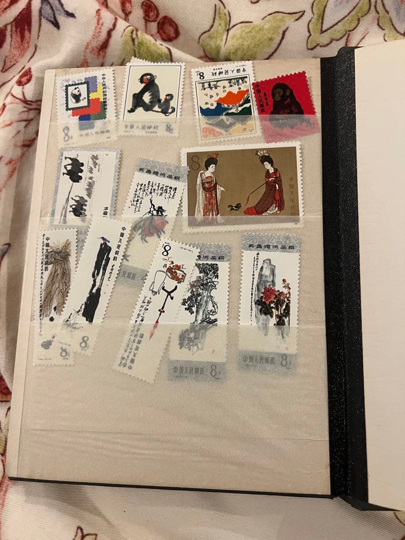 日本 と中国使用済切手収集帳
