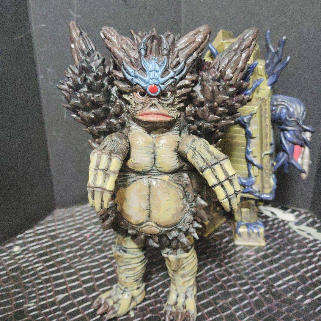 上野淳子ウルトラ怪獣旧型セット