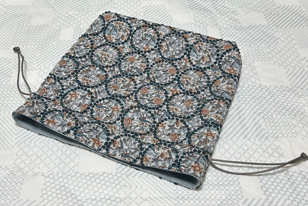 フック 様 strawberryThief きんちゃく