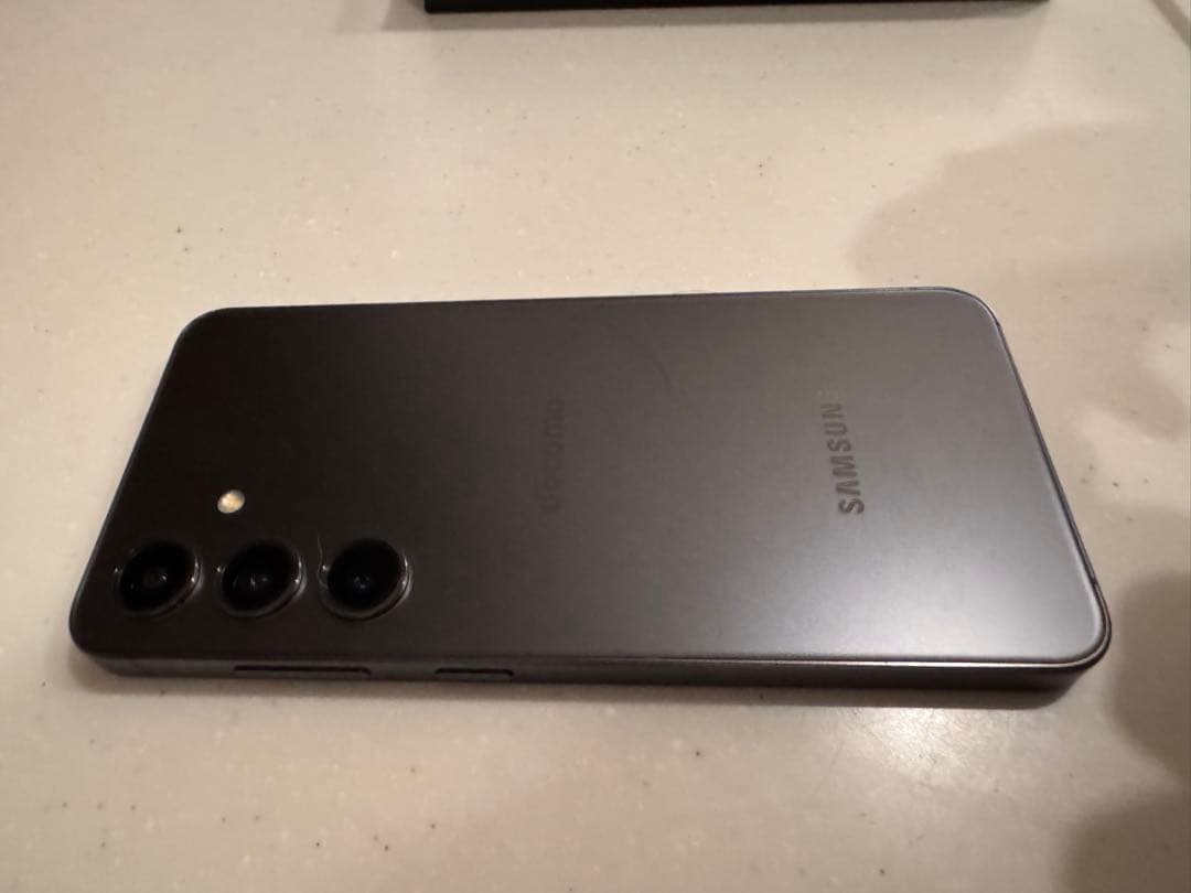 Samsung Galaxy S24 SC-51E simfree ブラック