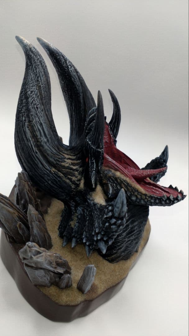 モンスターハンター ディアブロス亜種 フィギュア マルチスタンド 約20cm