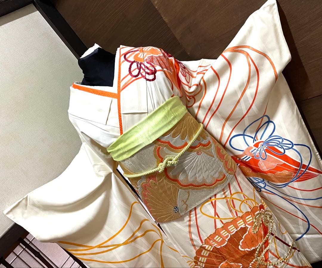 振袖フルセット6点サイズM〜Ｌ駒刺繍　束ね熨斗檜扇花文　金彩　正絹