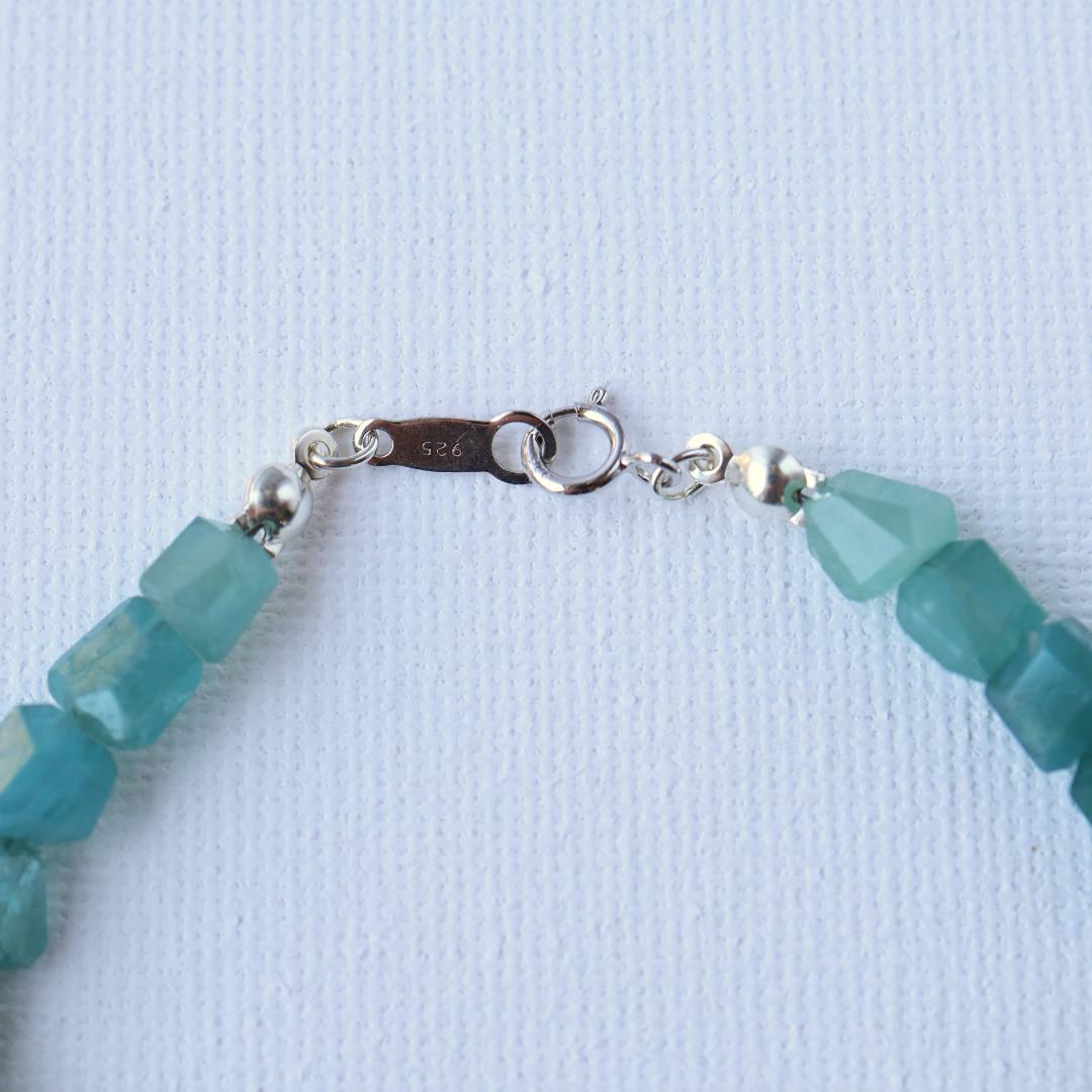 m.1129865 ブレスレット2点