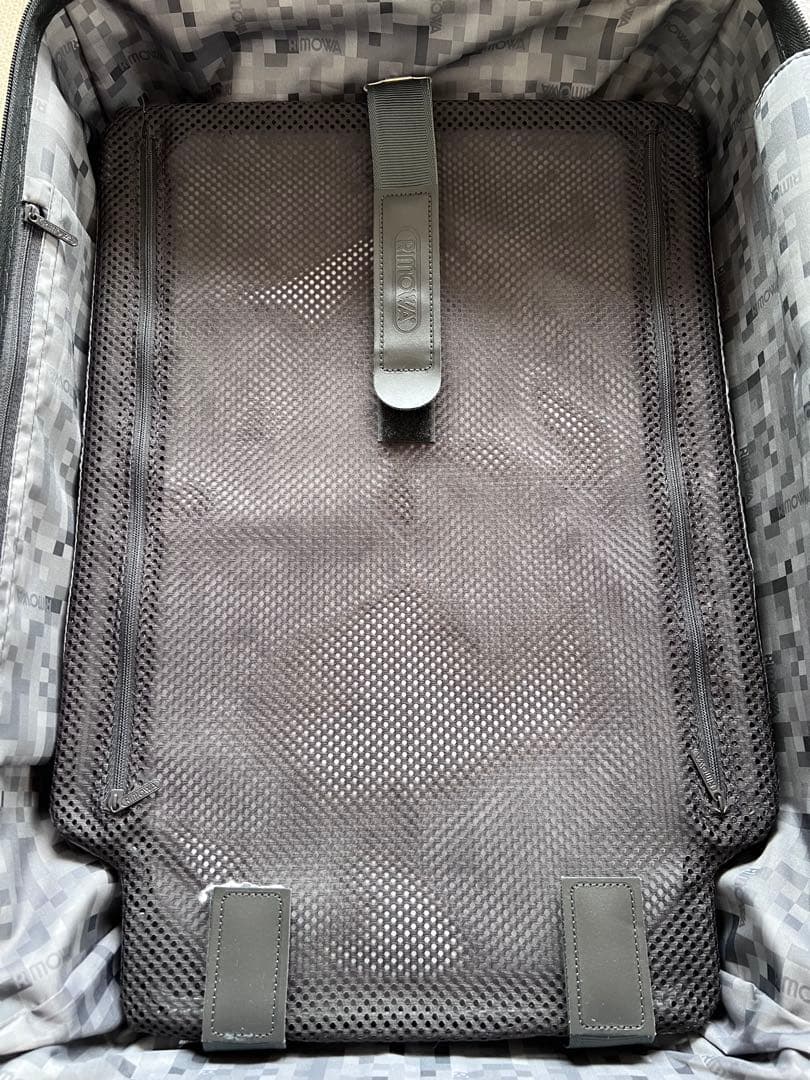 リモワ　サルサ　二輪　機内持込　35リットル