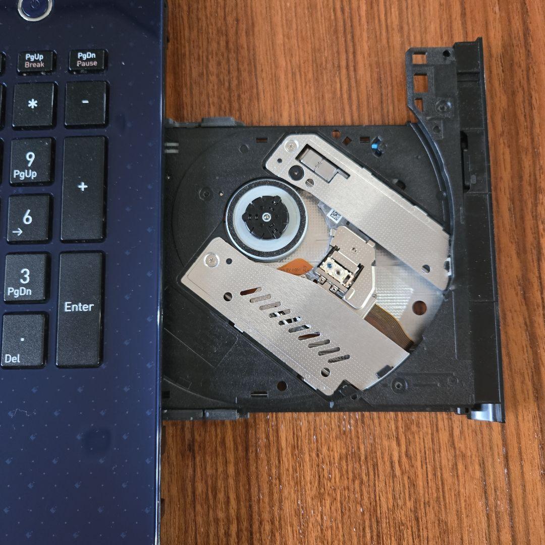 【Blu-ray／高精細／Office】dynabook Core i7 ブルー