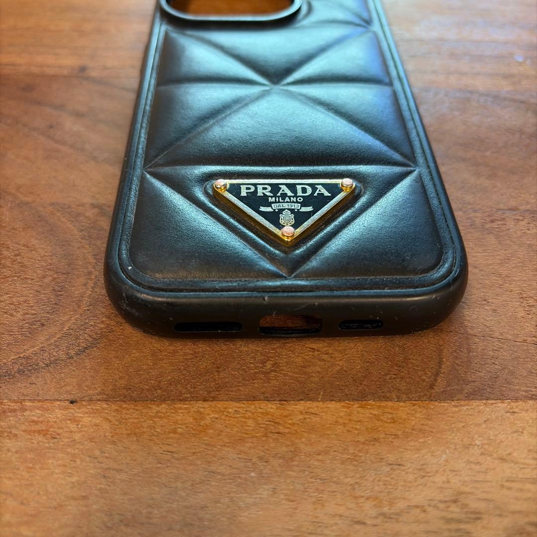 【PRADA正規】iPhone14Pro パデットケース 3角ロゴ レザー 黒