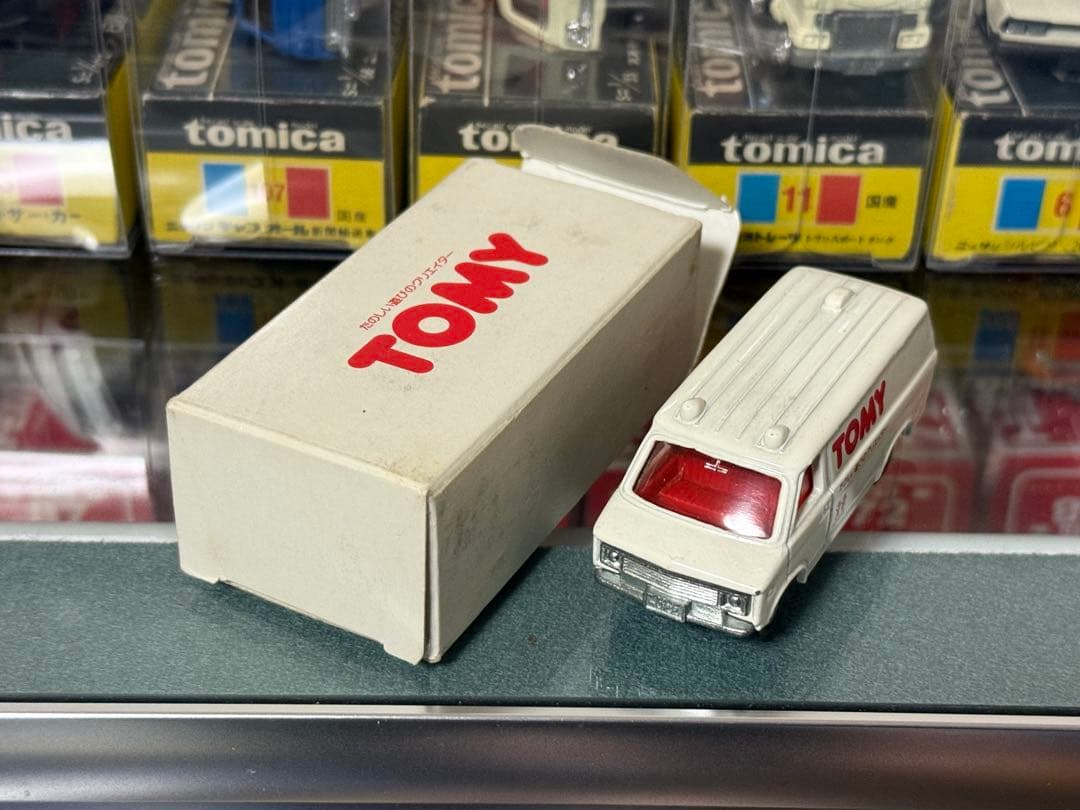 トミカ シボレー シェビーバン 日本製 関係者配布品 富山社長結婚記念