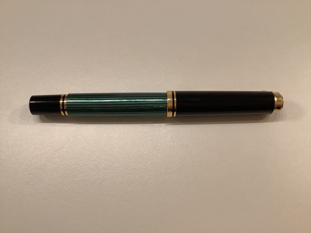 Pelikan ペリカン スーベレーンM600 万年筆緑縞 EF