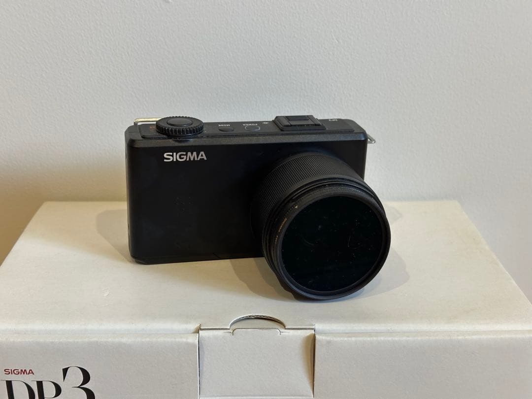 SIGMA DP3 Merrill コンパクトデジタルカメラ