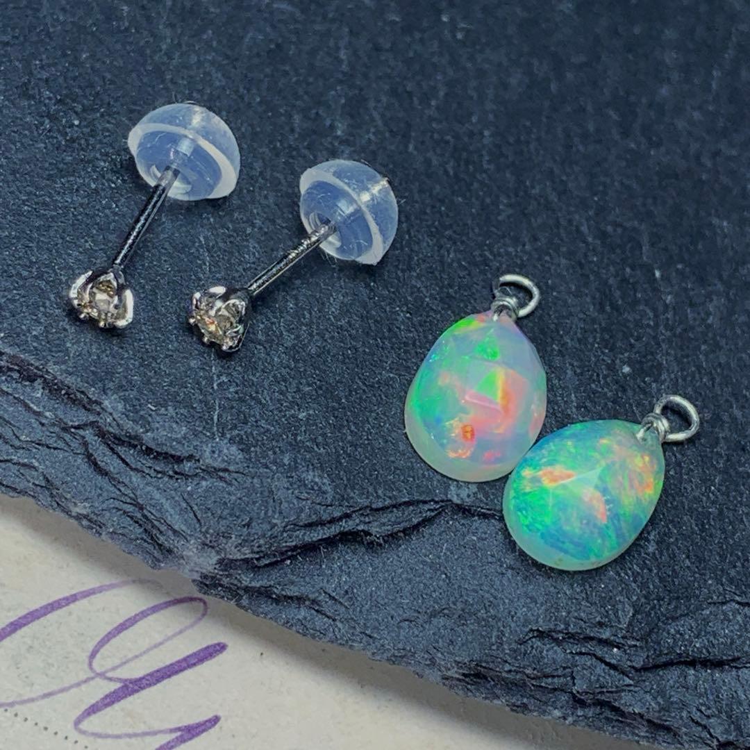 K18WGダイヤモンドピアス＋K14WG最高級品質オパールチャーム付