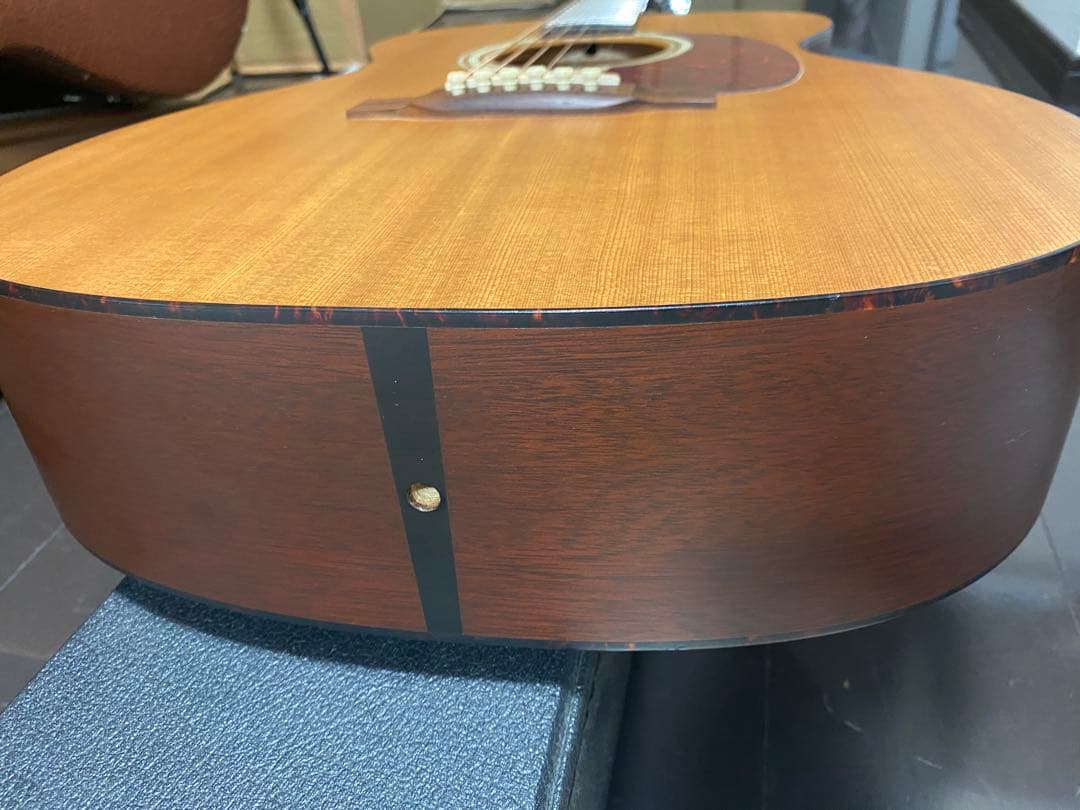 アコースティックギター　martin