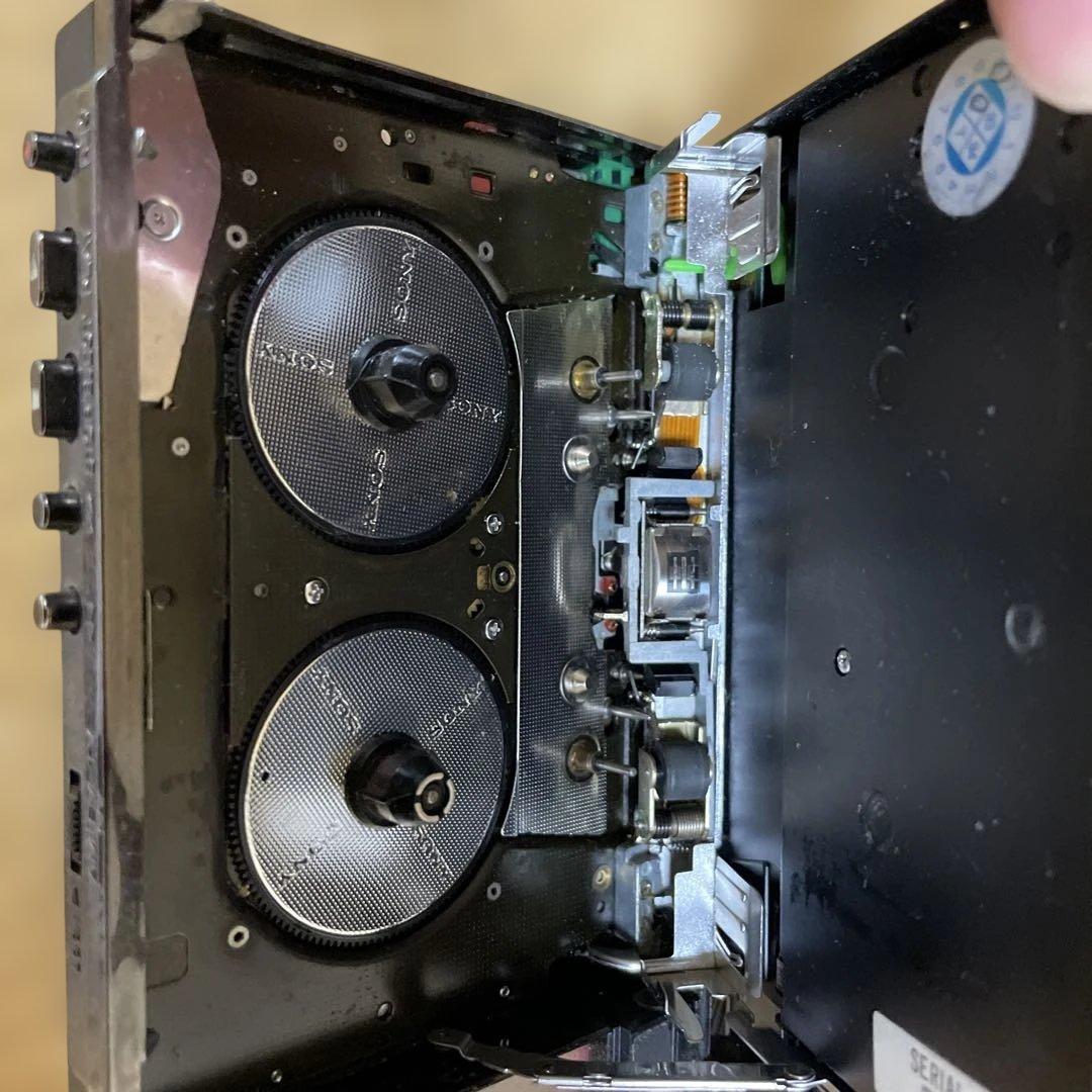 SONY WM-F404 カセットウォークマン　ジャンク品