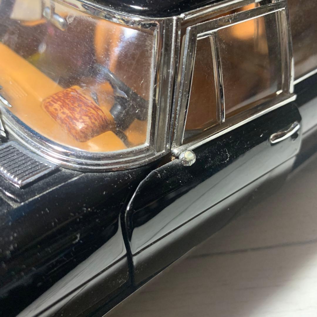 メルセデスベンツ　リムジン　1/18