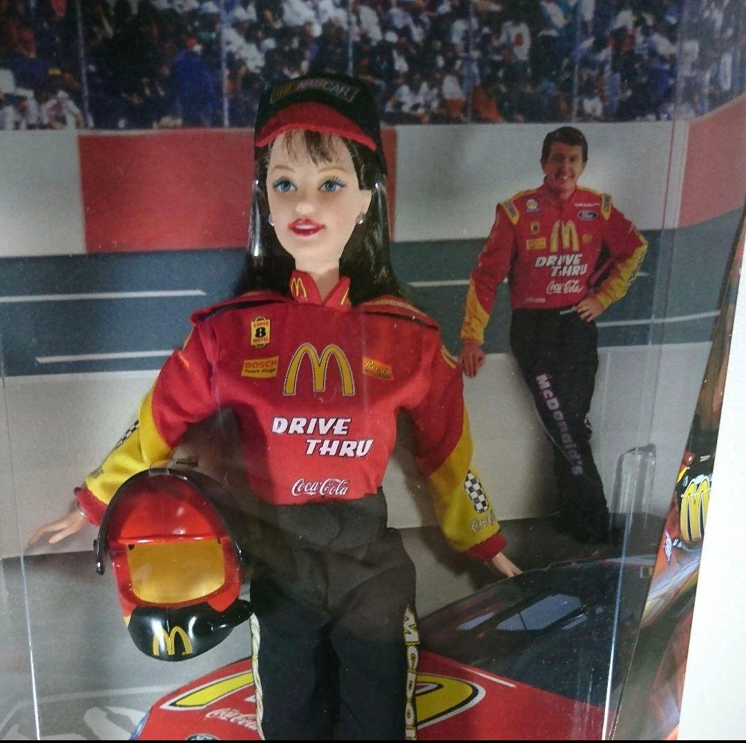 激希少レア バービー人形 NASCAR マクドナルド コレクターエディション