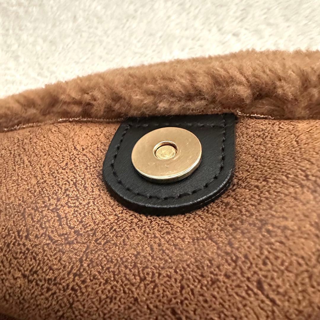 未使用品　ヴィオラドーロ ELMO エコムートン チェーンショルダートートバッグ