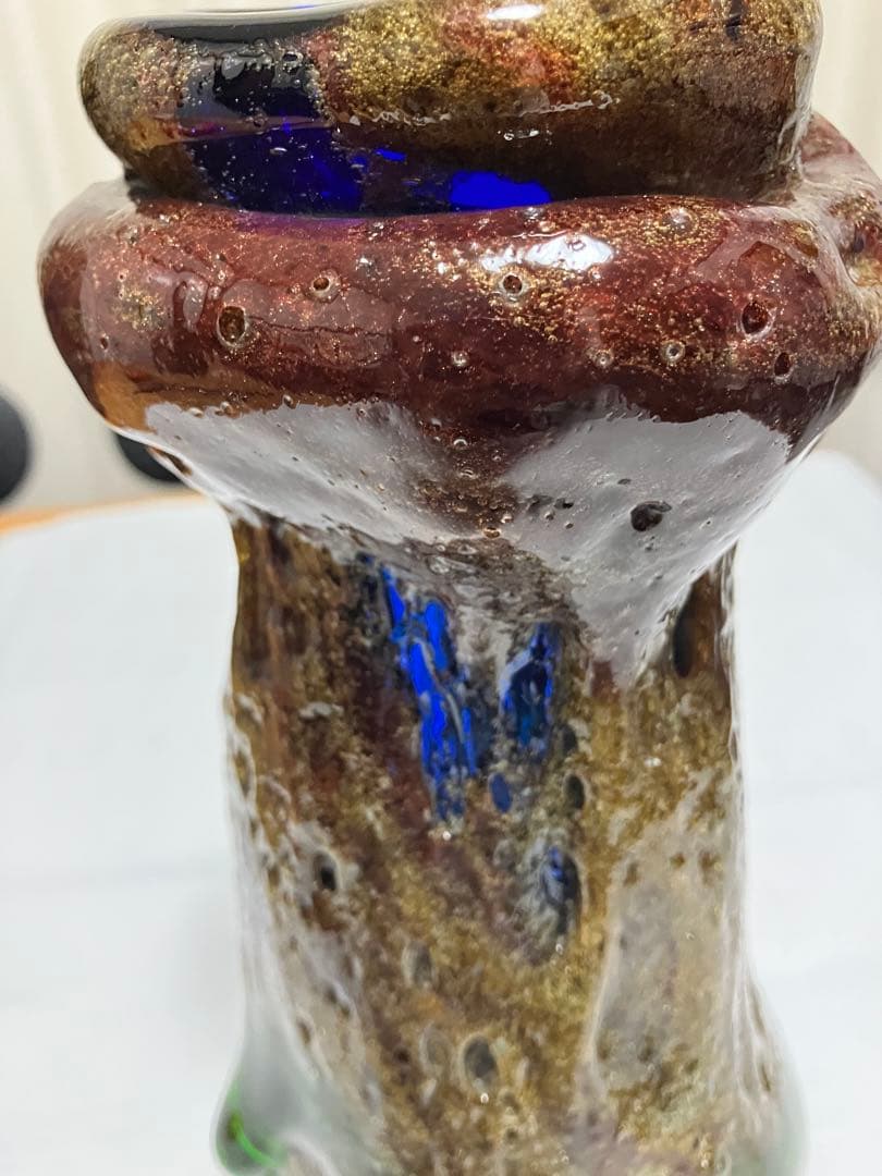 沖縄　琉球ガラス　【故】稲嶺盛吉作　花瓶　宙吹ガラス工房虹　現代の名工