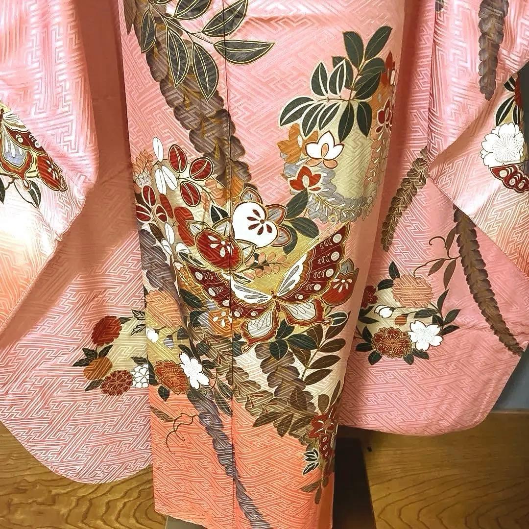 振袖フルセット　手描き友禅　桃色にグレーの古典柄は良家のお嬢様　成人式振袖　振袖