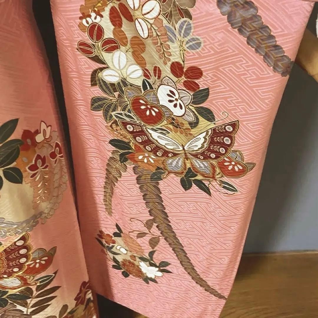 振袖フルセット　手描き友禅　桃色にグレーの古典柄は良家のお嬢様　成人式振袖　振袖