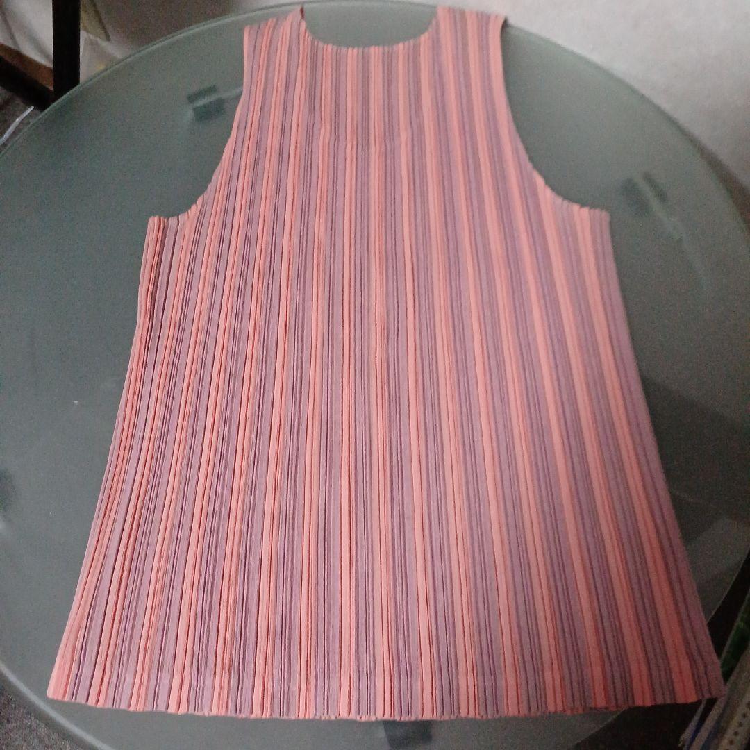 イッセイミヤケ　PLEATS PLEASE