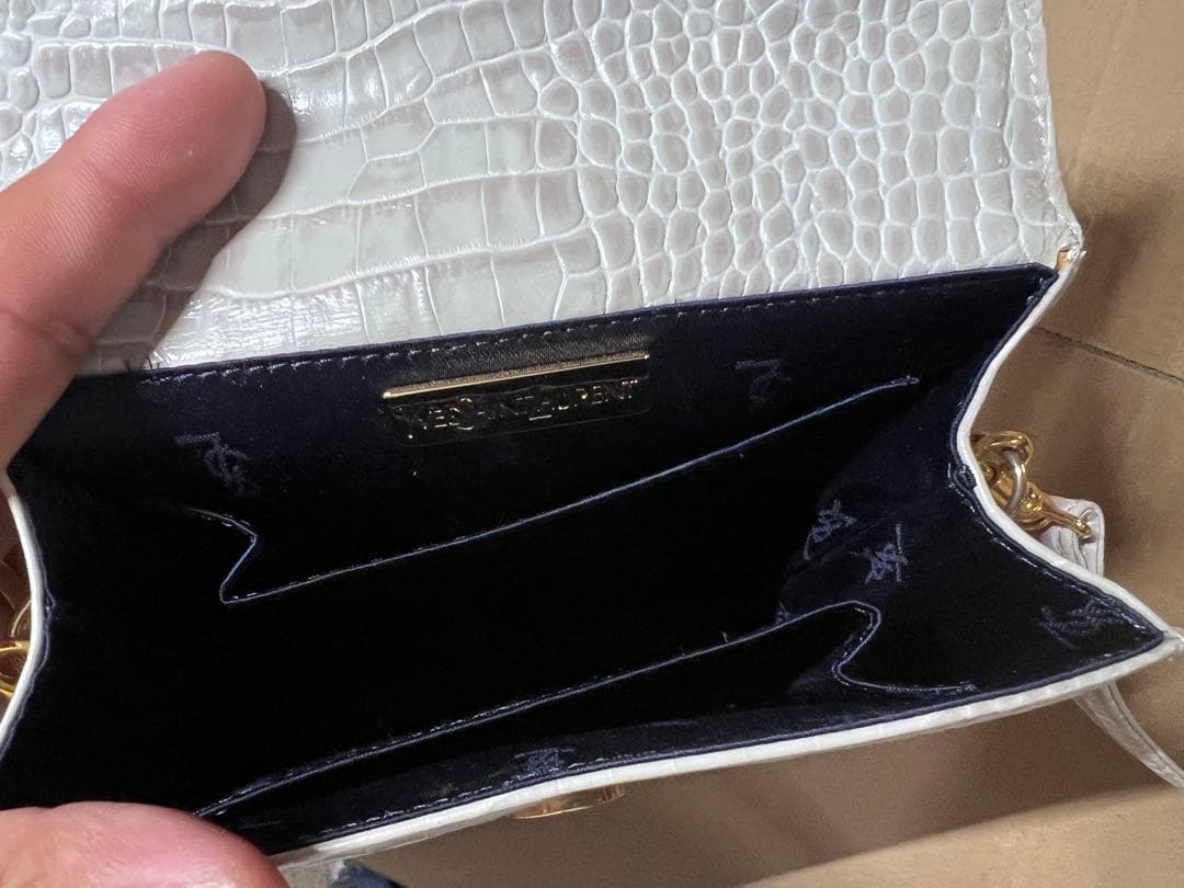 YSL イヴサンローラン　バッグ　トートバッグ