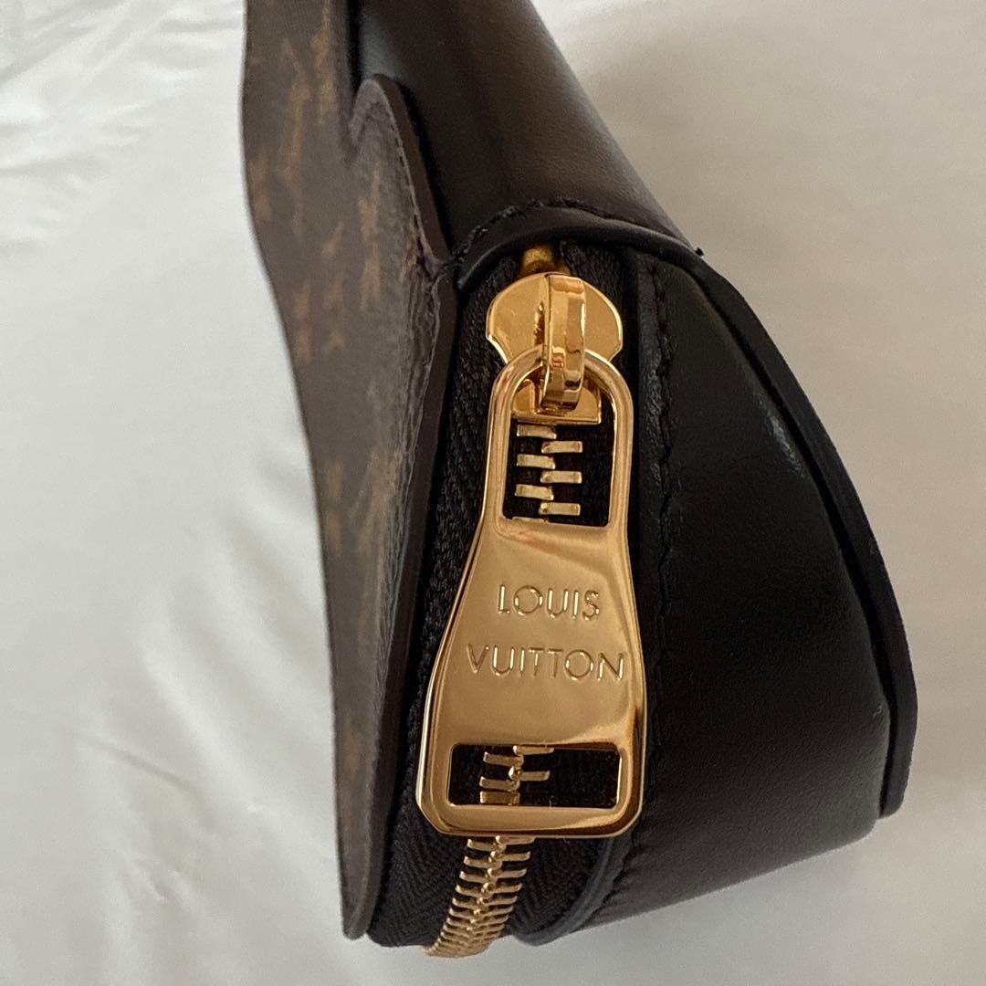 ルイヴィトン　メガネケース　エテュイリュネット　ブラウン