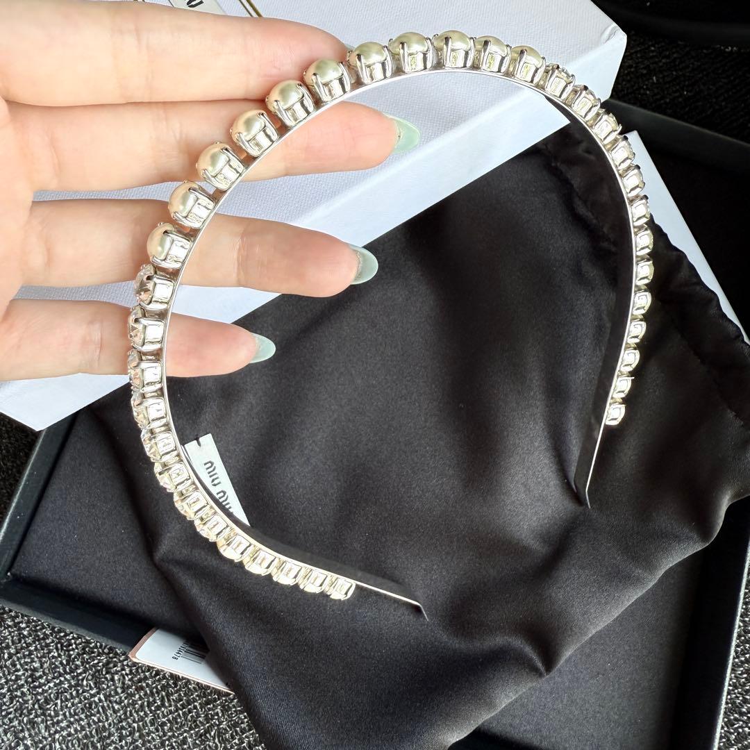 Miumiu パールクリスタルヘアバンド