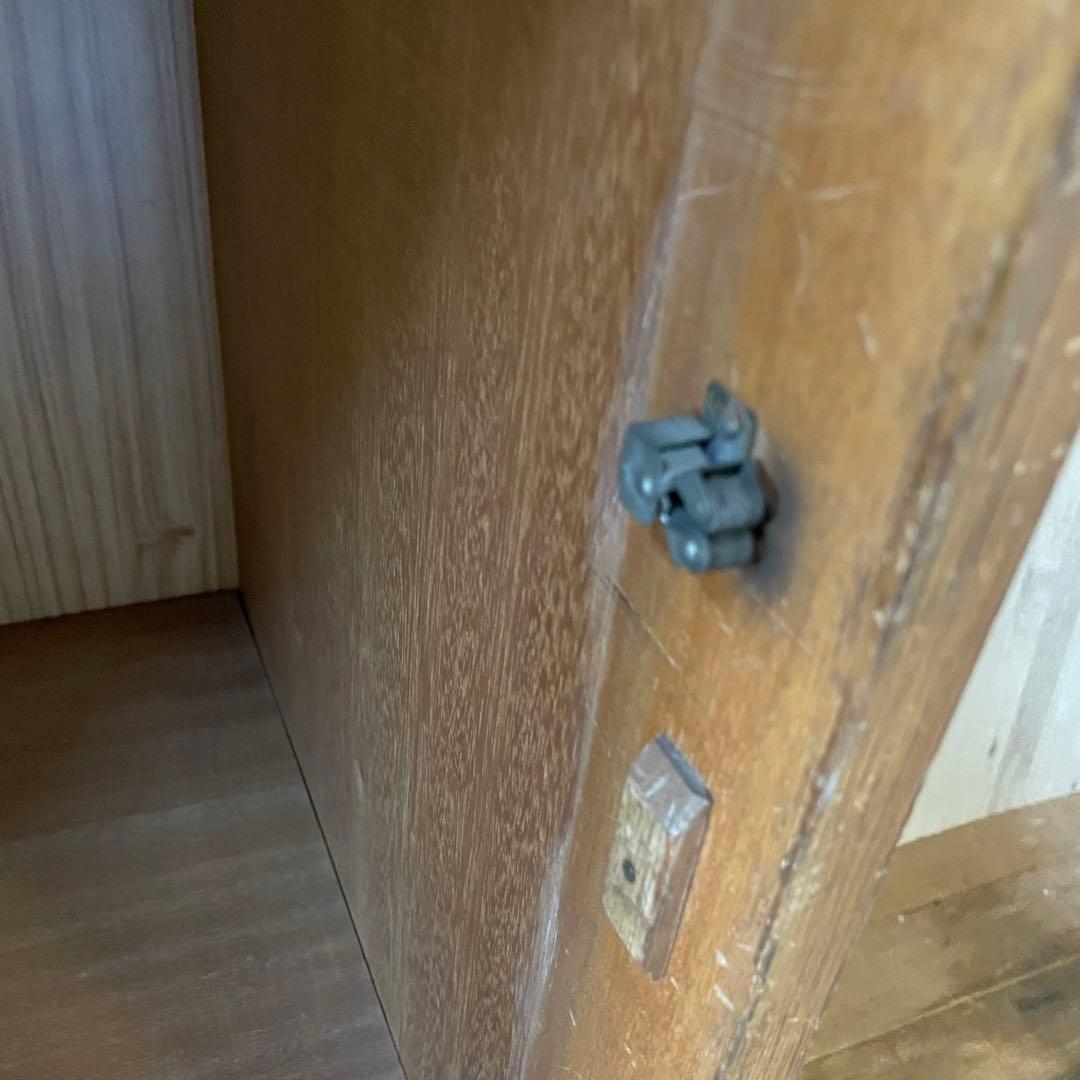 3段ガラス棚 ヴィンテージ家具 古家具 アンティーク キャビネット ガラスケース