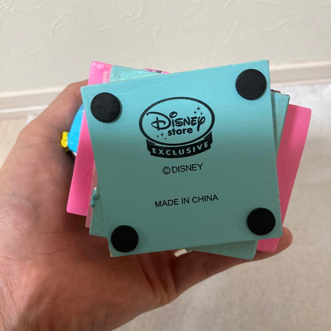 未使用品希少ディズニーミニー ・マウス サマー・ビーチスタイル フィギュア