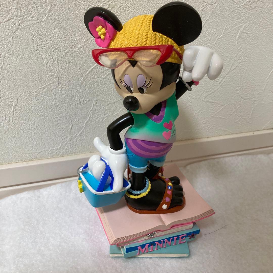 未使用品希少ディズニーミニー ・マウス サマー・ビーチスタイル フィギュア