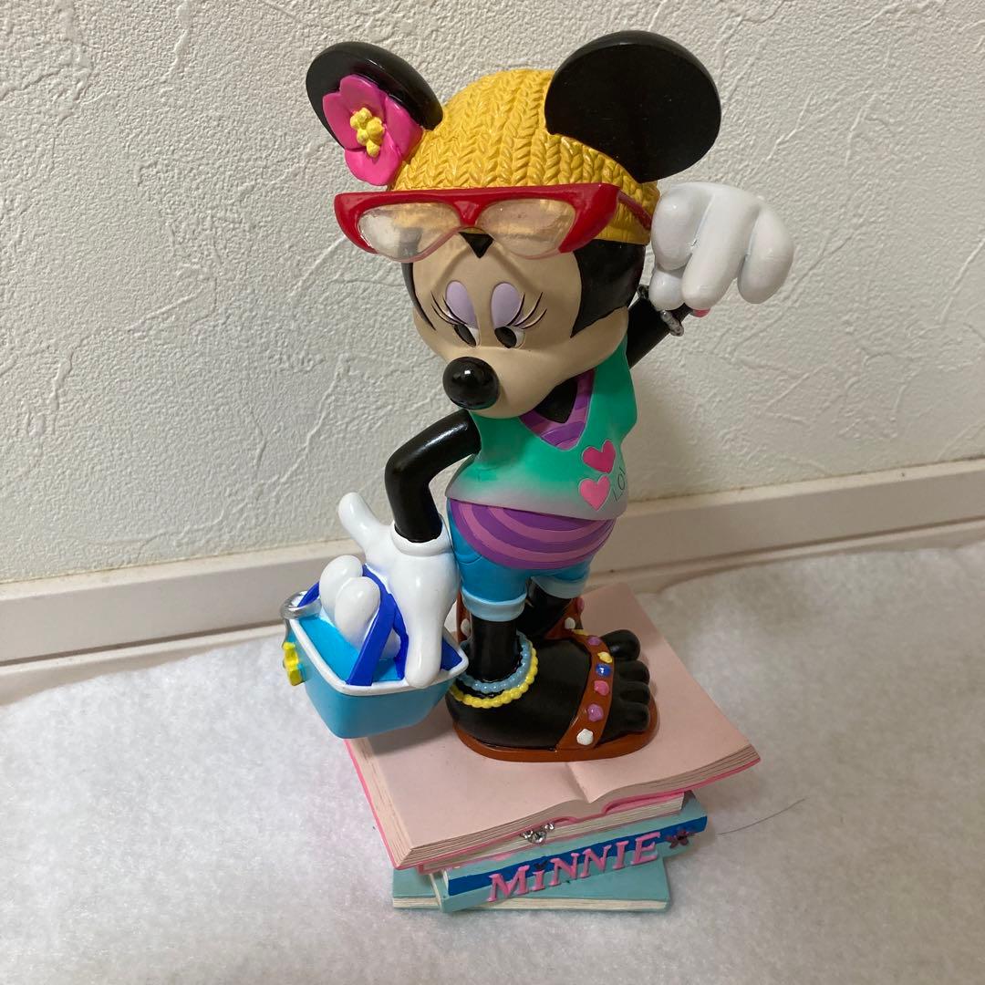 未使用品希少ディズニーミニー ・マウス サマー・ビーチスタイル フィギュア