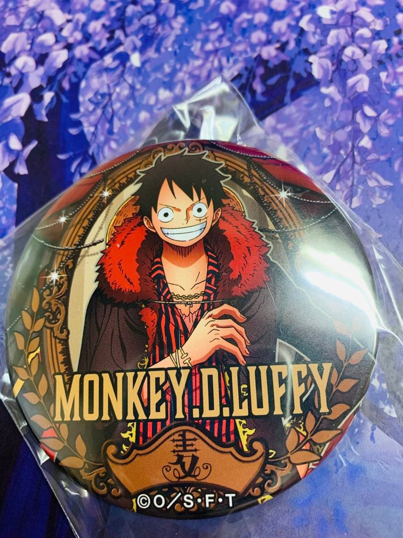 ONE PIECE 限定 プレミアム輩缶バッジ ルフィ　セブン　ワンピース