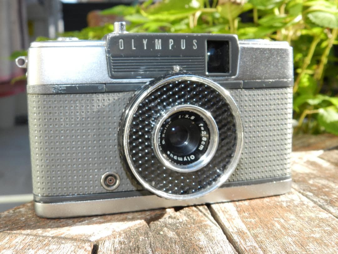 完動品　OLYMPUS PEN EE ハーフフィルムカメラ　即撮影可