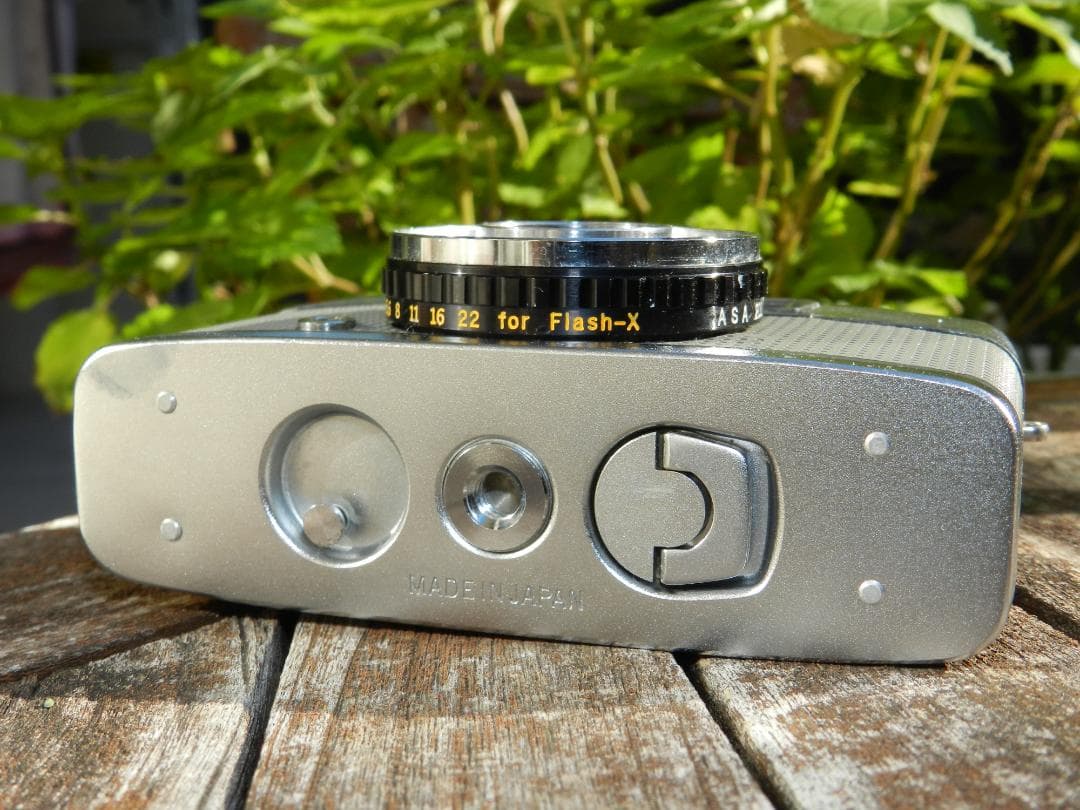 完動品　OLYMPUS PEN EE ハーフフィルムカメラ　即撮影可