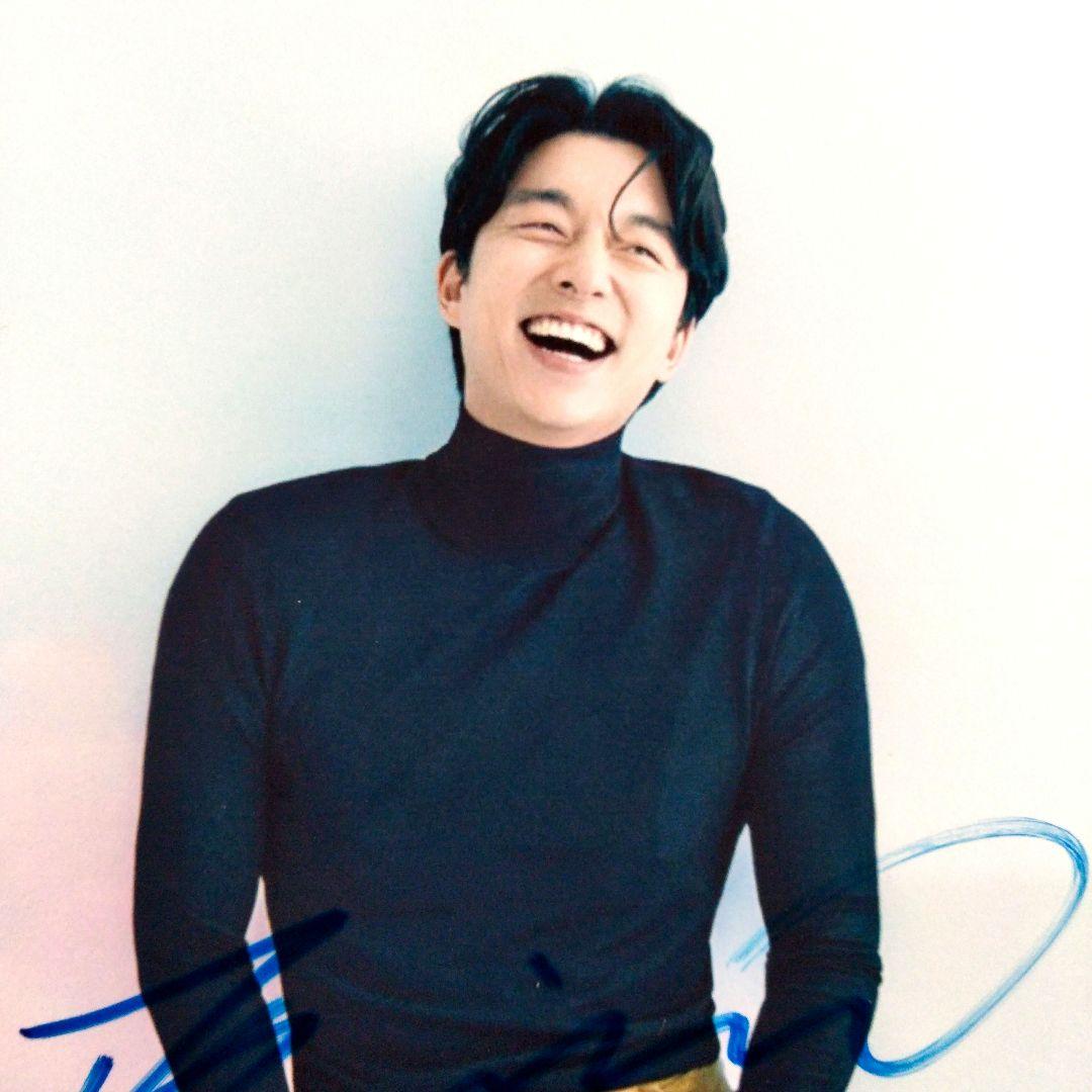 コン・ユ直筆サイン入り2Lサイズ写真…Gong Yoo…静かなる海‥