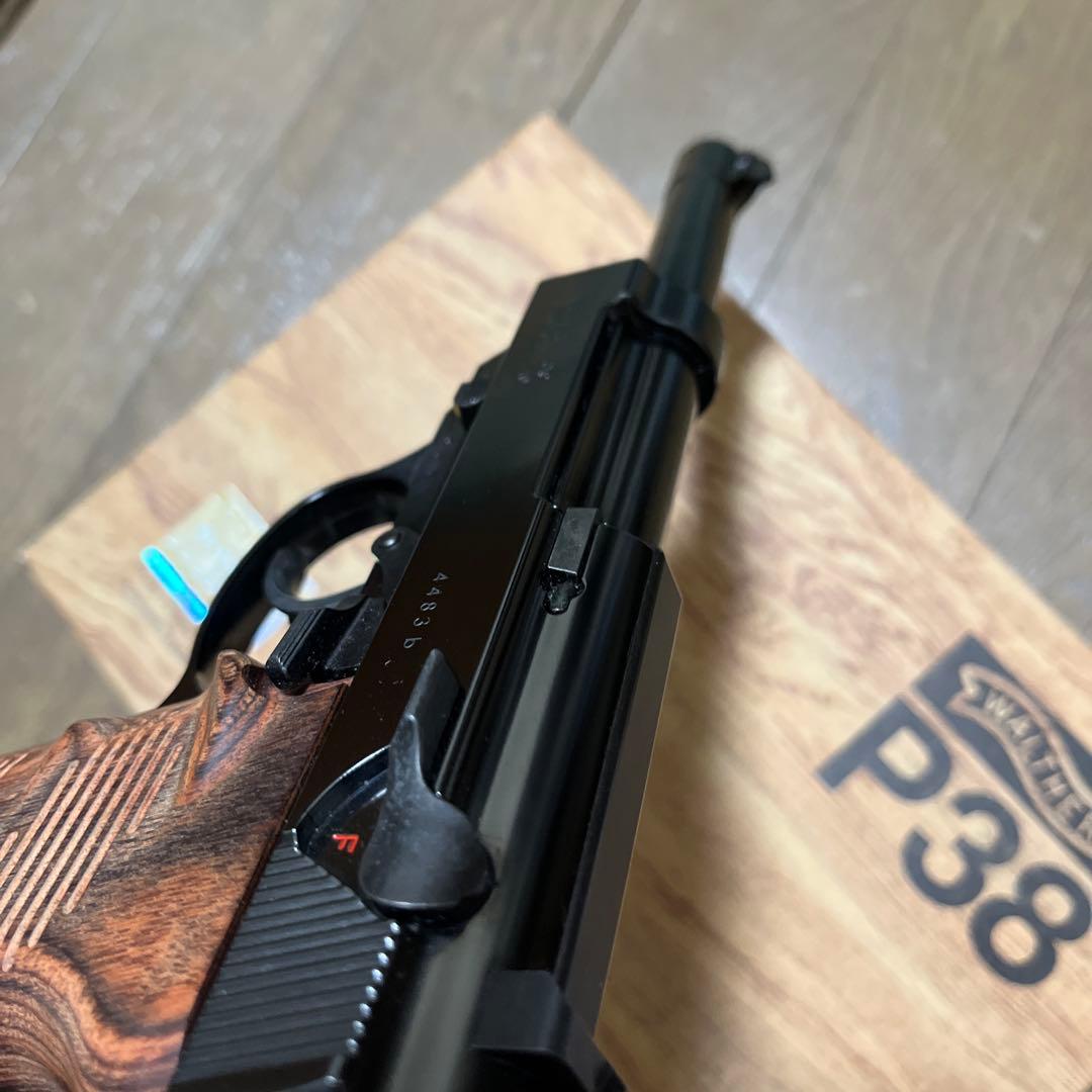 マルゼン ワルサー P38 ブラックメタル　木グリ付