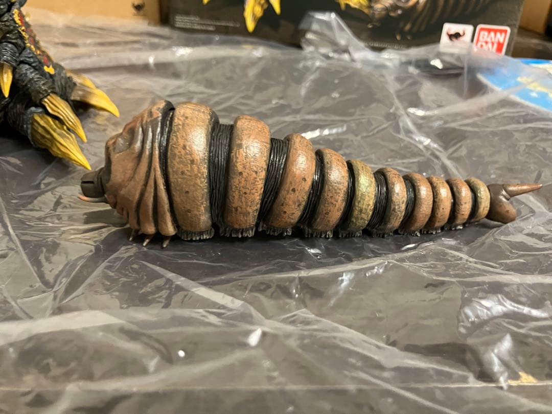 （悟空）S.H.MonsterArtsバトラ（幼虫）&モスラ（幼虫）