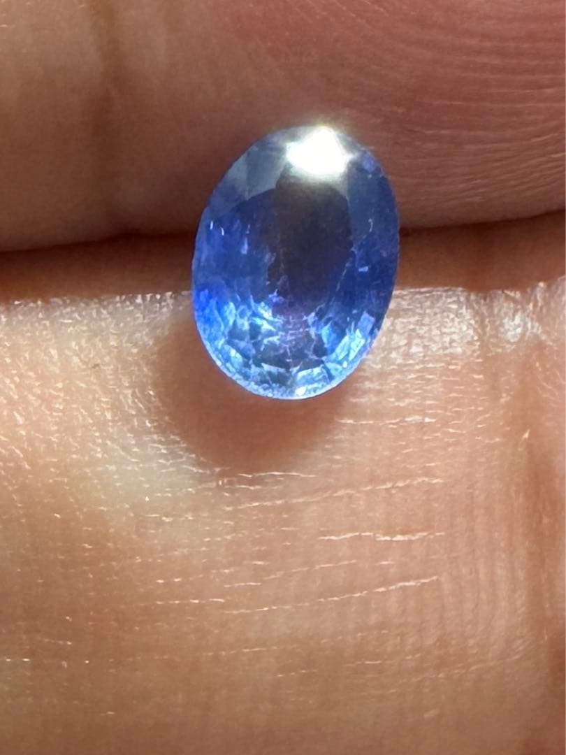 天然カシミールカラーサファイア 1.076ct