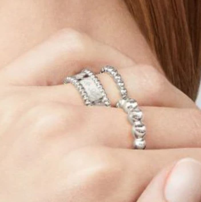 Van Cleef & Arpels ベルレ シニアチュール リング　54