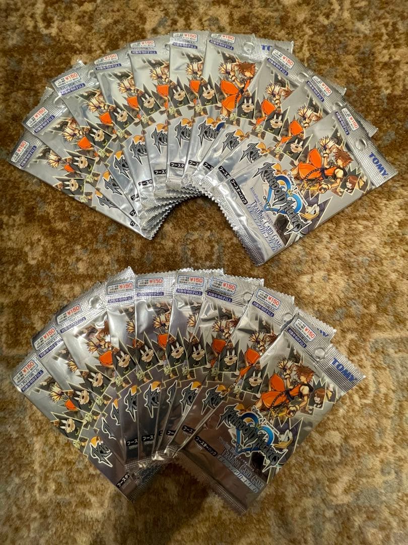パック　新品　未開封　19点セット　BOX付き　カード　キングダムハーツ