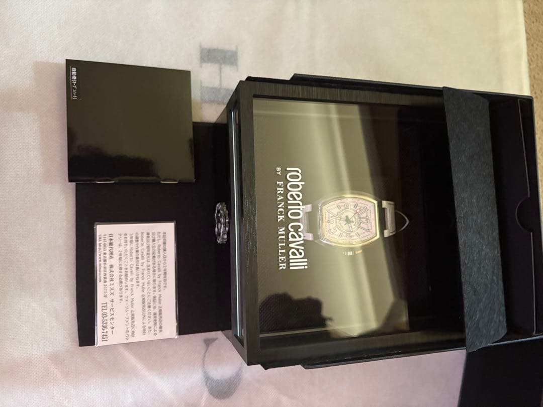 ロベルトカヴァリ バイ フランクミュラー 腕時計