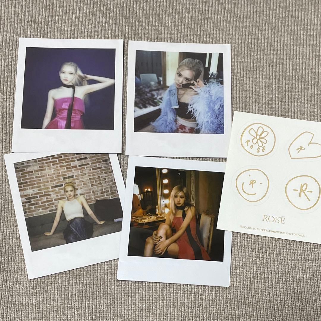 ROSÉ -R- photo book【Special Edition】