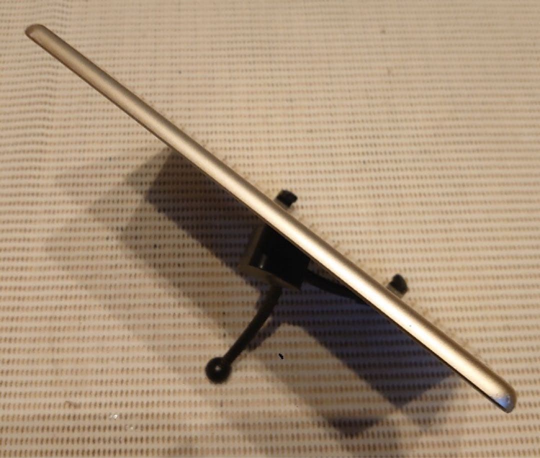 完動品iPad第5世代(A1822)本体32GBゴールド送料込8HP9X